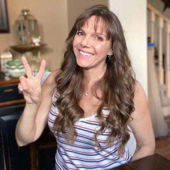 Meet your Posher, Angie - Picture 1 of 1